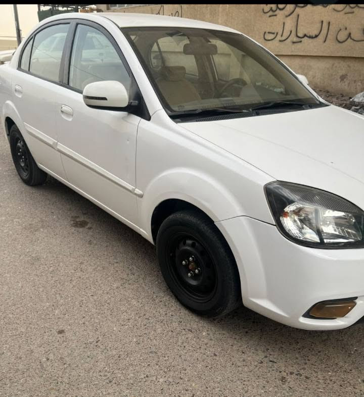 مكفولة • لا حادث • مكانين صبغ