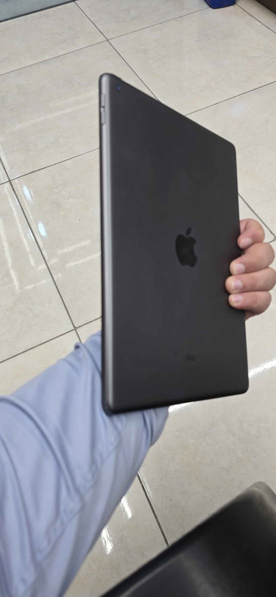 🔥 آيباد الجيل التاسع للبيع بسعر ١٩٠ ألف دينار 🔥
Apple iPad 9 | 64GB

للدراسة والمحاضرات والتصفح ومتابعة أفلامك ومسلسلاتك ✨

✅ ذاكرة 64GB
✅ شاشة Retina قياس 10.2 إنج بتقنية True Tone
✅ معالج A13 Bionic
✅ كاميرا أمامية 12MP مع ميزة Center Stage
✅ كاميرا خلفية 8MP
✅ بصمة Touch ID وصوت ستيريو
✅ يدعم قلم Apple Pencil

💰 السعر: ١٩٠٬٠٠٠ دينار عراقي
📞 للتواصل والاستفسار: ***********
💬 للحجز دز رسالة على الخاص

#آيباد #iPad9 #أجهزة_للبيع #بغداد بغداد, العراق
