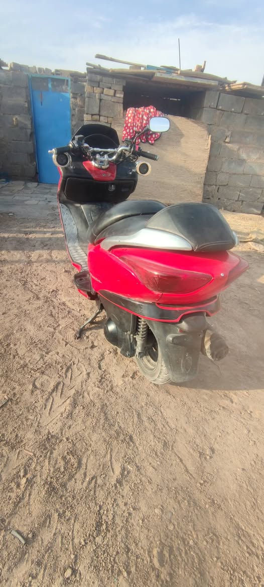 للبيع فورزه 08 نقص جاملغ امامي فقط دراجه شغاله نكره سلف كهربائيات كلها شغاله السعر 550 مكاني كوت الشراي يراسلني وبي خير ويدلل
