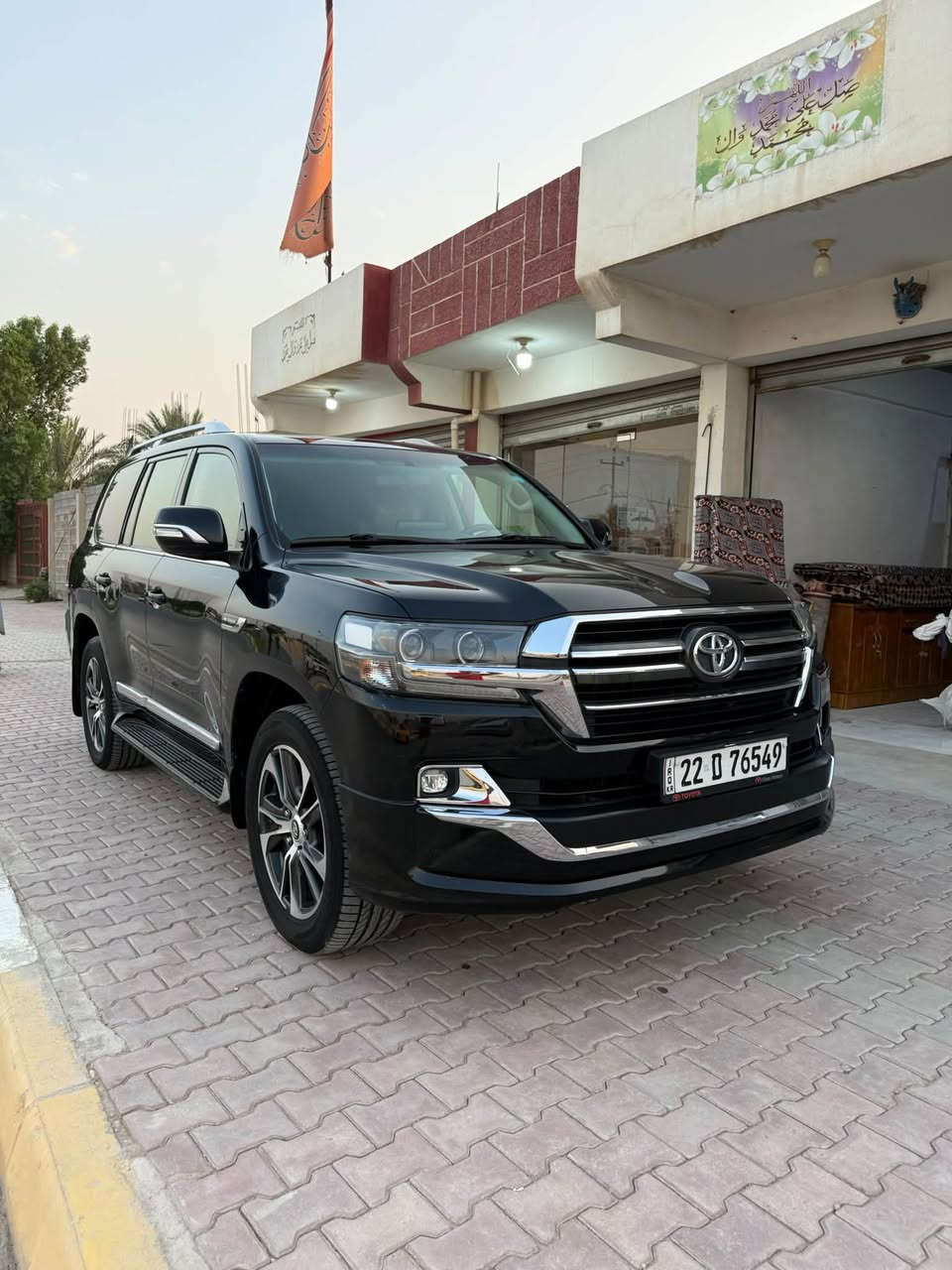 سلام عليكم 
تويوتا لاندكروز 2020 كراند تورنك
رقم اربيل جديد 
تريد تحويل او وكاله 
فول موصفات GXR 
6 سلندر 
مكفوله كفاله عاامه 
ماشيه 104 حقيقي 
العنوان واسط قضاء الزبيدية 
***********
