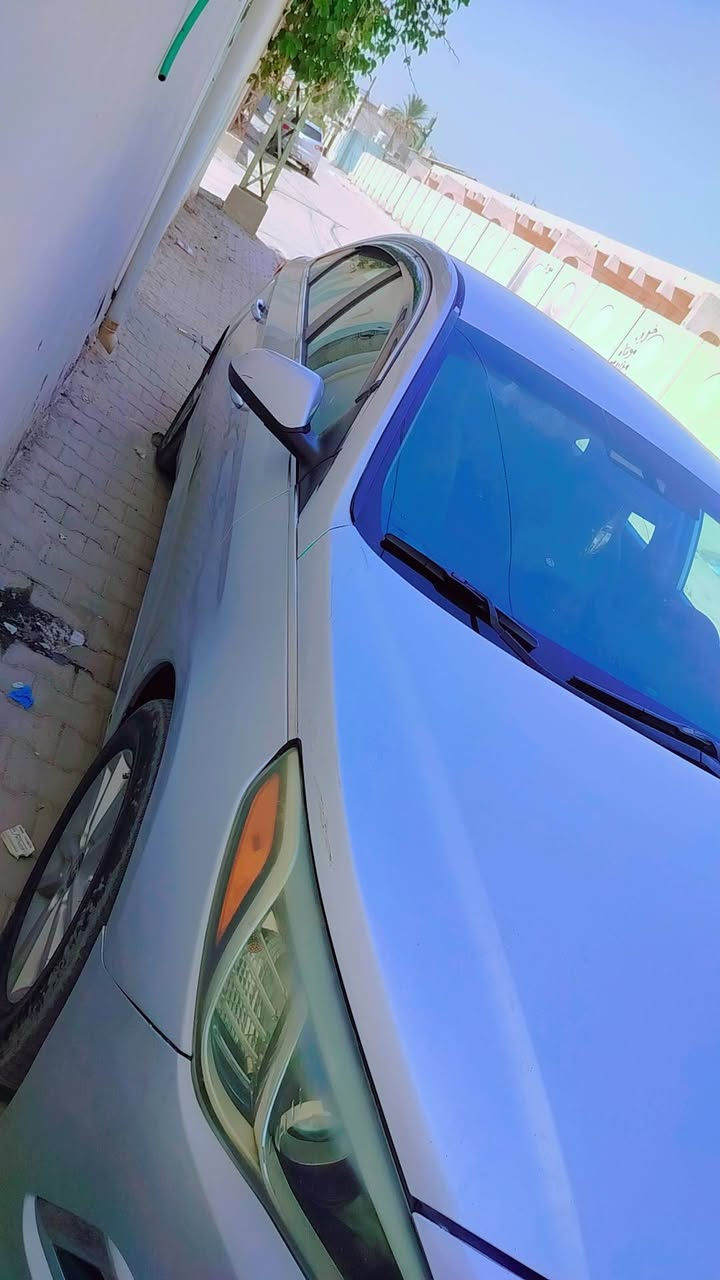 سوناته.  2015  امريكي بدون دواخل طختها جاملغ امامي فقط  صبغ حزام أثر جراد  جاهزه السياره  رقم نجف  ألماني   سعر  95   عنواني نجف كوفه.  هاتف (***********)
