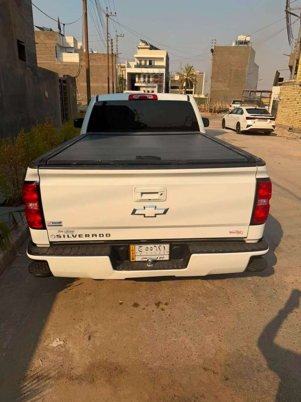 سلام عليكم  سلفرادو تك باب  بدي قصير
موديل 2018
ضربته چاملغ جهت الصدر 
مبدل نفس الون /صور الحادث موضح بل منشور  
محرك 6V سلندر  
ماشيه 160 الف 
رقم نينوى بسمي تحويله بغداد 
 تواصل علا هاذ الرقم او خاص  
***********
