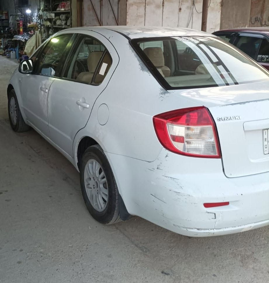 السلام عليكم مكلف بلنشر 
للبيع سازوكي SX4 2011 بأسمي تبديل جاملغ امامي الأيمن سياره جاهزه تبريد حداده رقم بصره انكليزي ماناقصه شي بيه جراد بلقماره العنوان البصرة الهارثه *********** البصرة, العراق
