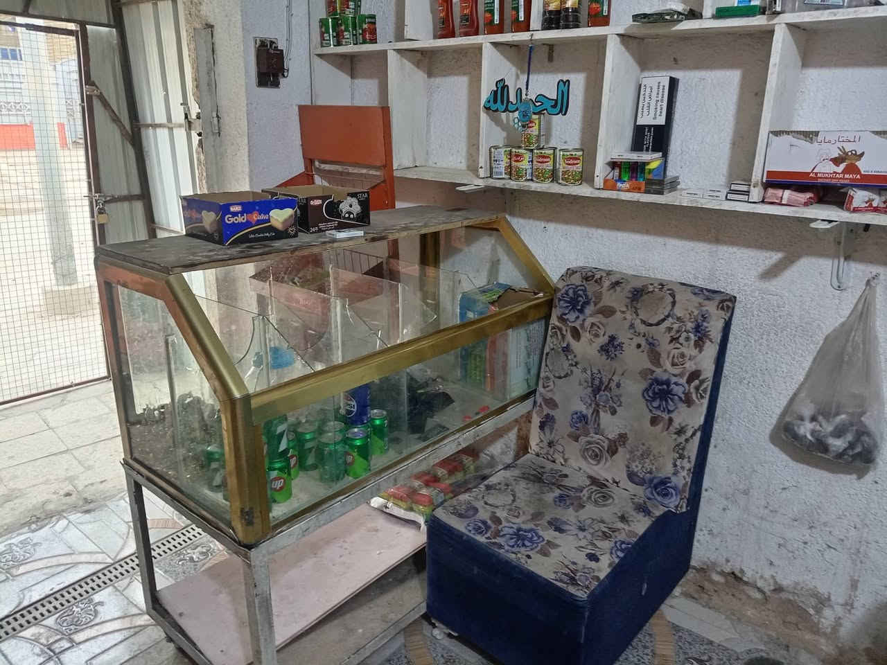 أغراض محل • ثلاجات • للبيع
