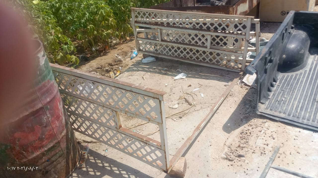 السلام عليكم محجر تزكام تيوتا نضيف مالت دبل وغلاف نضيف جدا السعر 300مكاني ديوانيه شرا ي اتصل ع الرقم ***********
