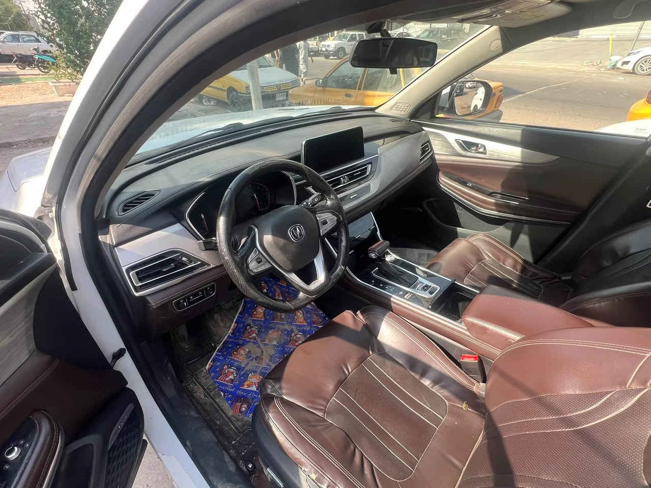شان جان مديل 19 فول مواصفات بنراما كشنات جلد سيارة حره باسمنه بيه صبغ باب خلفي مكان السياره بغداد شارع فلسطين السعر 115 وبيه مجال ***********
