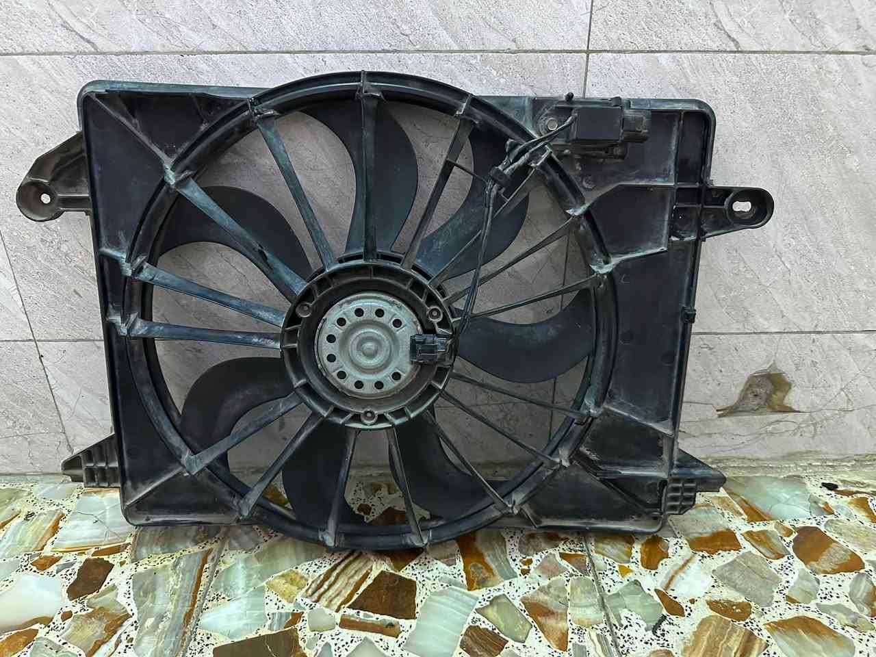 سلام عليكم مروحه تفصيخ اصليه شغاله سرعتين شرط تفحص باب وتاخذها عنواني مدينه سعر 150    ***********
