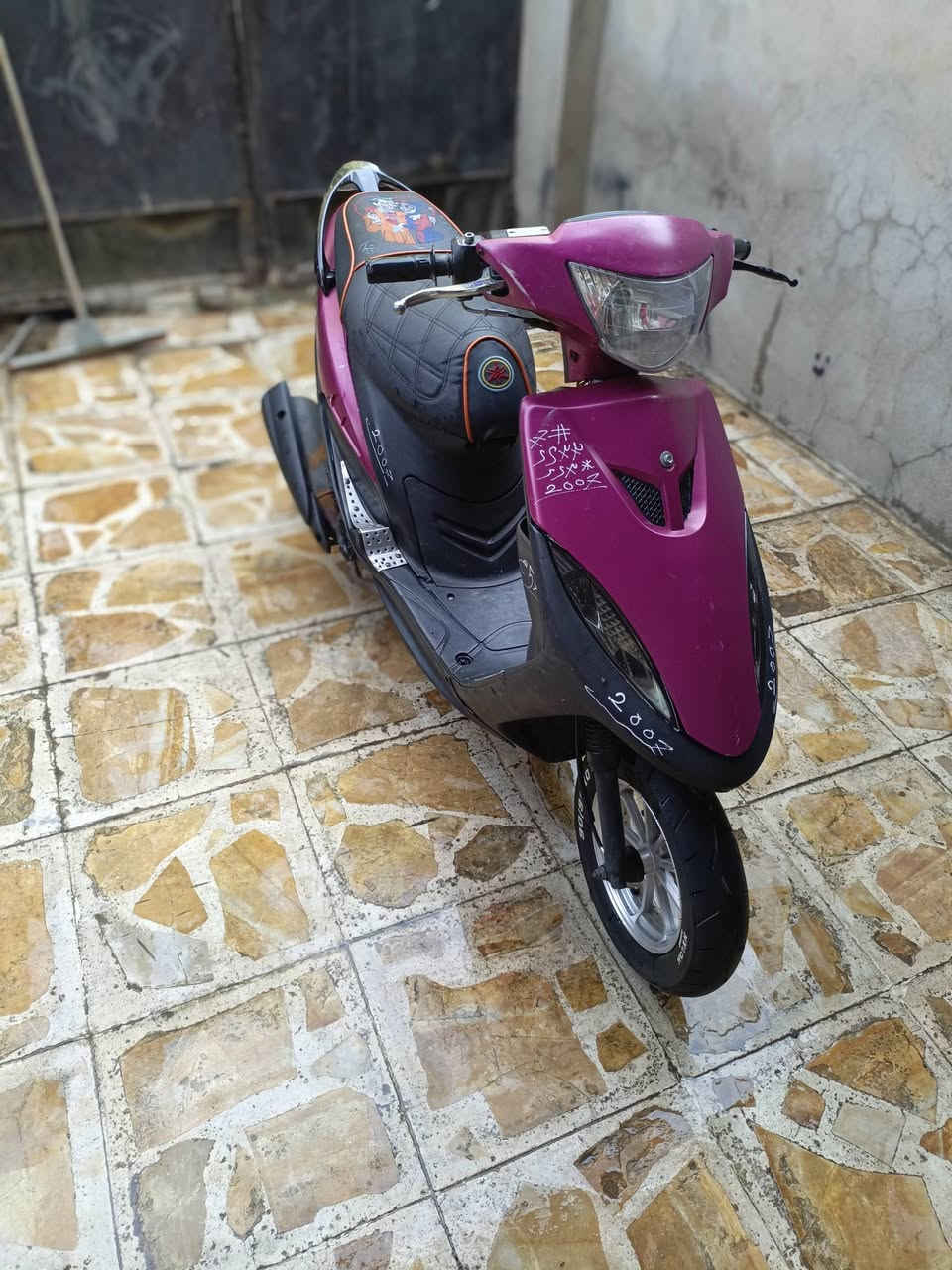 ماكس عدله شلعه عل تبليط تبطنش معدل 110 كهربائيات من طول للطول شغاله سلف هندر دبلات اوراق كامله وبسمي كفرات 4 ولفات مكينه 49 كفاله نضوح تبخير تنقيص مكينه خرسه كيج بانزيل شغال كيج سرعه شغال دراجه من تاير للتاير كامله بس ستان الي بل نص نقص سعر 550 مكاني الحسينيه مال راشديه بغداد ***********
