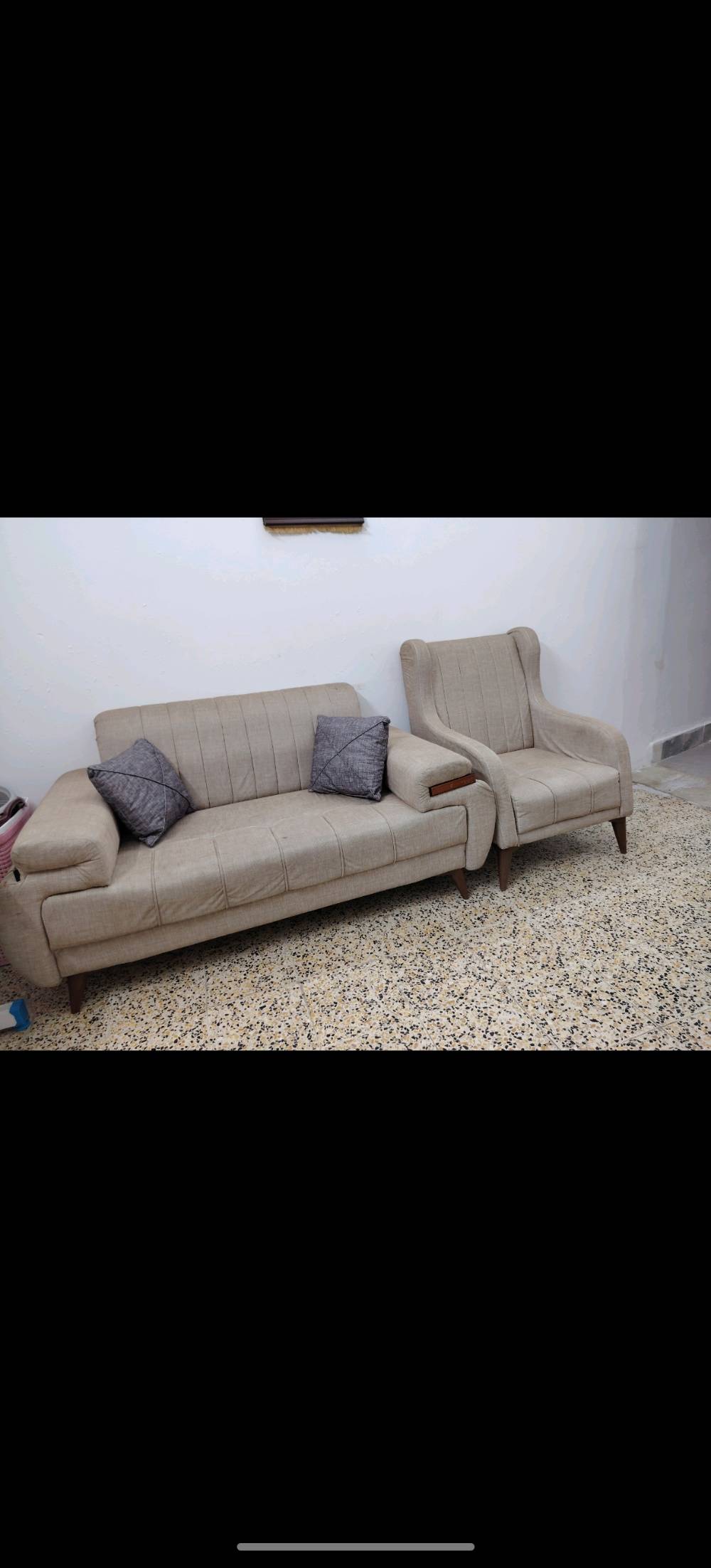 بغداد • كرسي • تخم