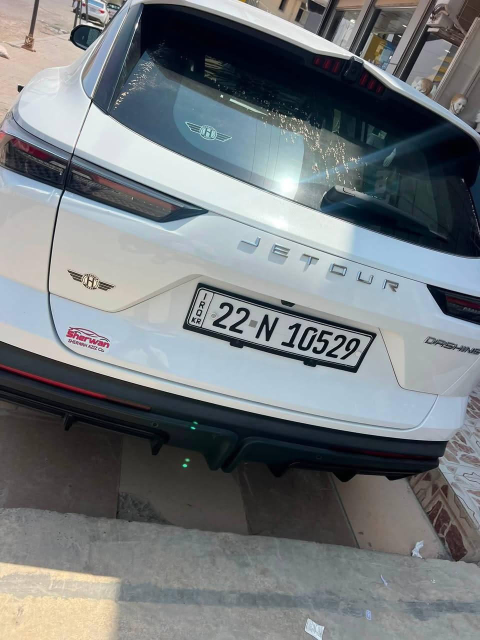 جيتو. داشنك للبيع 
محرك 1500
موديل25
ماشيه 29 الف
بيه ملاحضه كلش بصيطه 
بارد كد اصبعين بل جاملغ الخلفي عكس السايق
رقم اربيل تحويل ثاني يوم 
مكان السياره سامراء 
السعر23و500
***********
