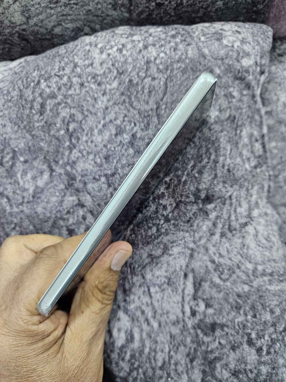 سامسونج A53 5G • ١٢٨/٨ • بطارية ٨٣٪