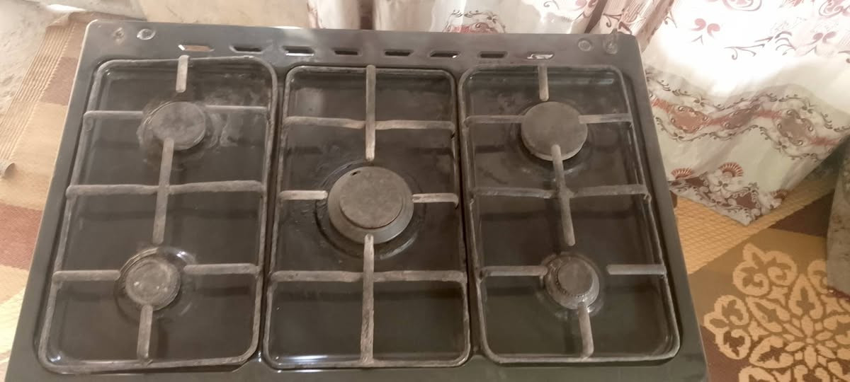 طباخة • للبيع • سعر مناسب