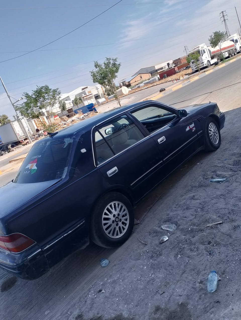 ئەم سەیارە بۆ فرۆشتن سیدان بێعەیبە مەکینەی بەتەیە زۆر پاکە  گێڕو مەکینە بەشەرت ئارمی هەیە سەیارەکە جایزە زەربەو خایسی نیە شاشە ئایپاد سعری 34 گڵا  معمەلە کەلار ***********
