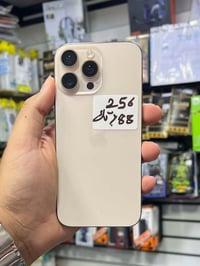 آيفون ١٦ برو ماكس • ٢٥٦ • بطاريه ٨٨