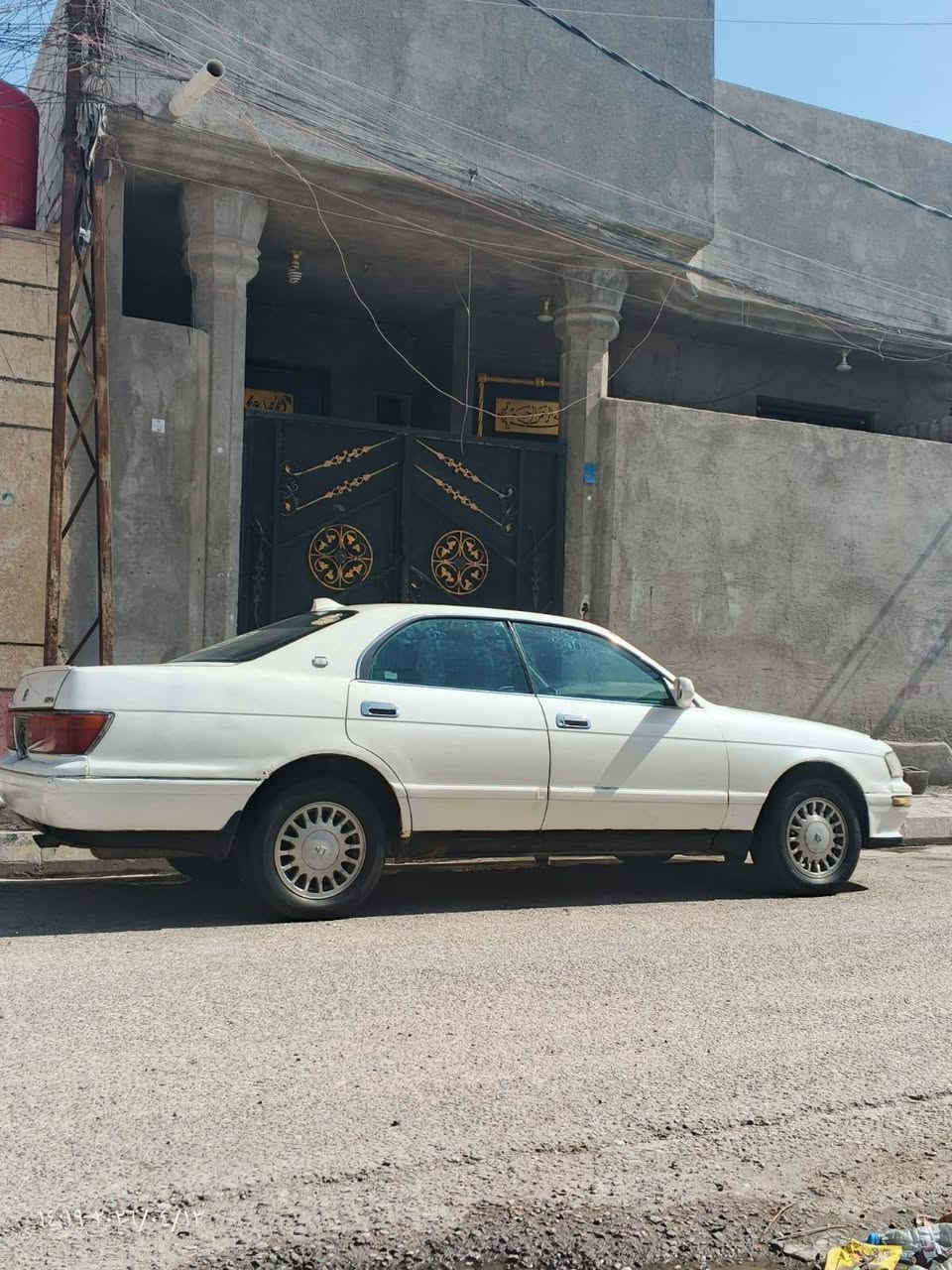 سلام عليكم بطه منفصل  سياره نضيفه مكينه  حلوه گير بس النمره الأخير ما ذبه سياره بسمي رقم انگليزي تحويل ثاني يوم المكان البصره  السعر 55 بيها مجال رقم الهاتف ***********
