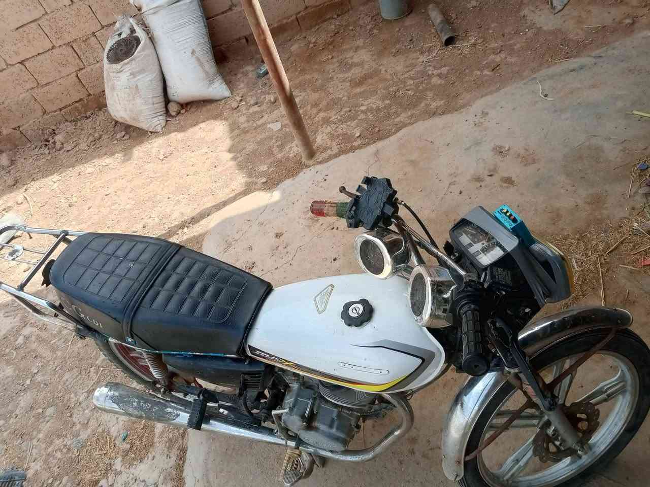سي جي • CDI • واتساب
