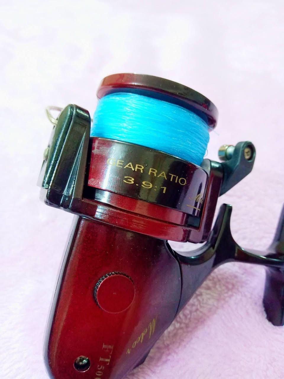 ✓✓✓السعر 25ألف عراقي قفل 
🎣 
الاسم : دايناكاستر Z – FT 5000R
شركة: ريوبي 
الحجم: 5000
الصنع: كوريا
نسبة التروس: 3.9 : 1
سعة الخيط الظاهرة على البكرة: تقريباً
0.35 ملم × 150م
0.40 ملم × 125م
0.45 ملم × 100م تقريباً

الاستخدام: مناسبة للصيد النهري والبحري المتوسط، وخصوصاً مع خيط 0.35–0.40 ملم
