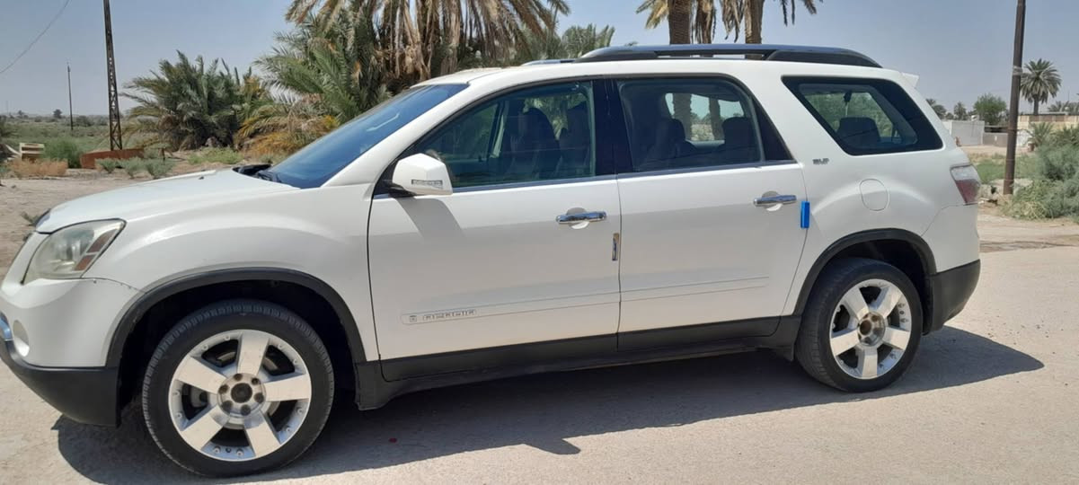 السلام عليكم
جمسي اكاديا فول مواصفات
فتحتين قماره
رقم بغداد
موديل ٢٠٠٨ 
سياره جاهزه كير جديد مكينه مكفول حداديه جديد 
تخم تاير 
سبعه راكب سياحي فول مواصفات كهربائيات كله شغال 
رشات بسيطه بدون داخل 
السعر 75$ مجال بسيط
مكان بابل القاسم 
رقم الهاتف 
***********
مكلف بالنشر 
تحويل مباشر
