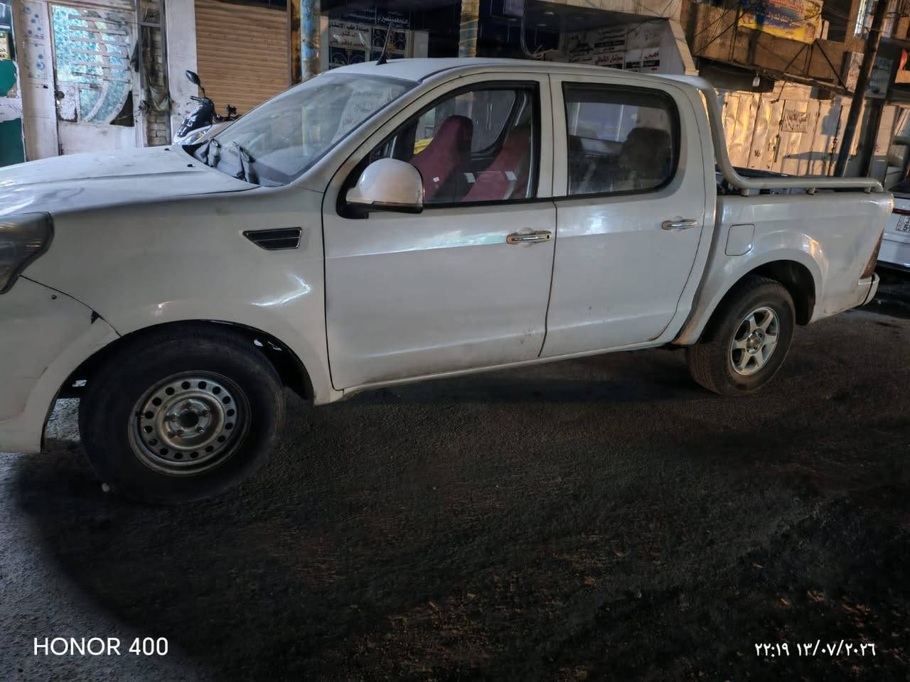 سلام عليكم 
بيكب فتون موديل ٢٠١٥ رقم بغداد الماني سنويه ضايعه بيها تفاصيل كير عادي محرك وكير وصدر خير من لله  ماشيه ٦٥ بيها ضربه من الامام جه السايق مو قويه والباقي مكفول غرفتها كلش حلوه تبريد ميشتغل يرادلها منظومه تبريد  كامله  نواقصها يده لايت عاطله  وتك ويل  كب  كهربائيات كلها شغاله مكانها بغداد المشتل رايدها ٣٠ وبيها مجال *********** بغداد, العراق

