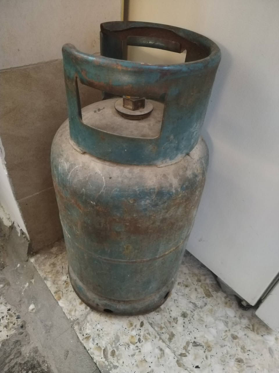 دبة غاز • للبيع • واتساب