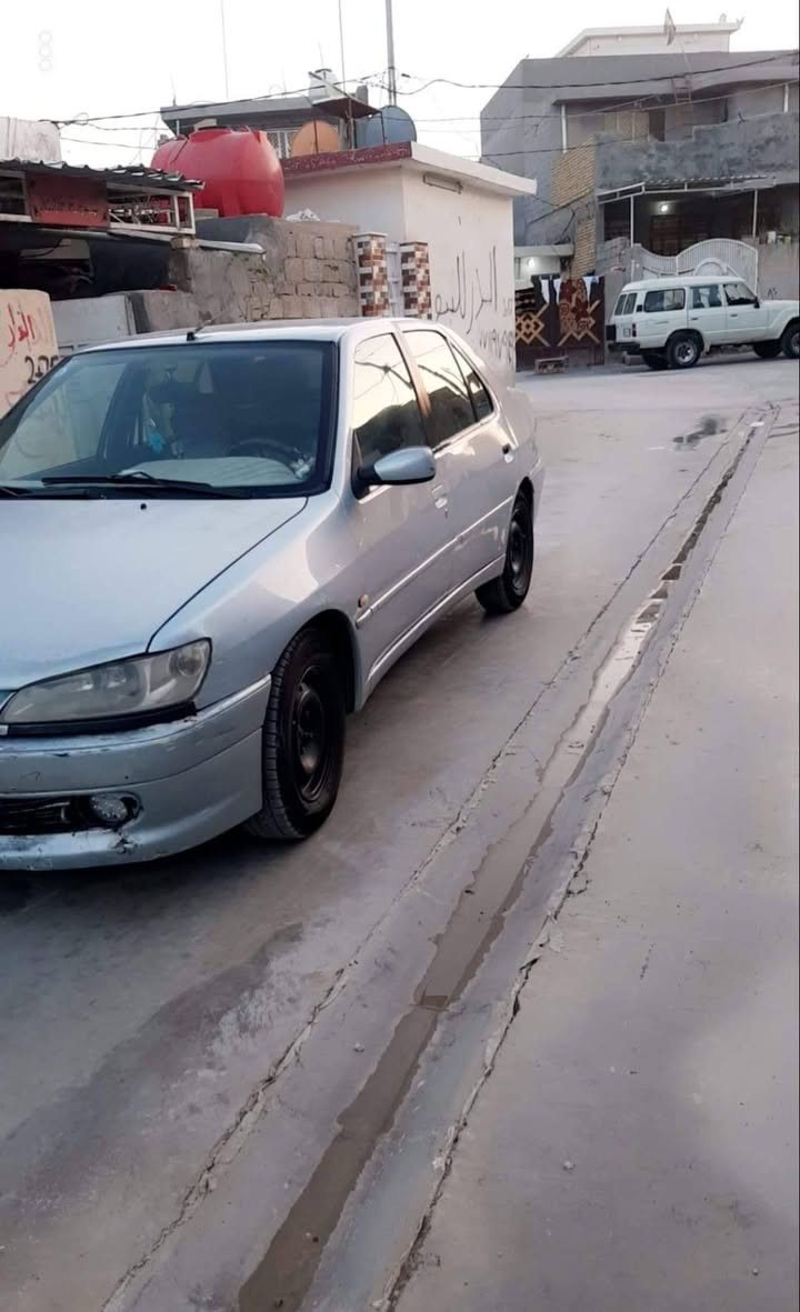 بيجو 306 كهربائيات بلاديه تبريد شغال حداديه امامي خلفي جده طائرات نظيفه سياره بلاديه السعر 35 بها مجال شيء بسيط ***********
