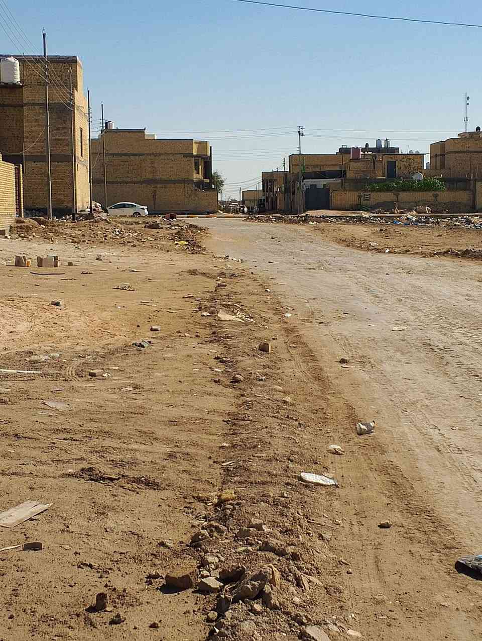 سلام عليكم قطعه للبيع لمساحه ١٥٠ بل فداء نهاية شارع ابو لبنان كافة لخدمات لسعر ٧٢ للاستفسار على رقم ***********
