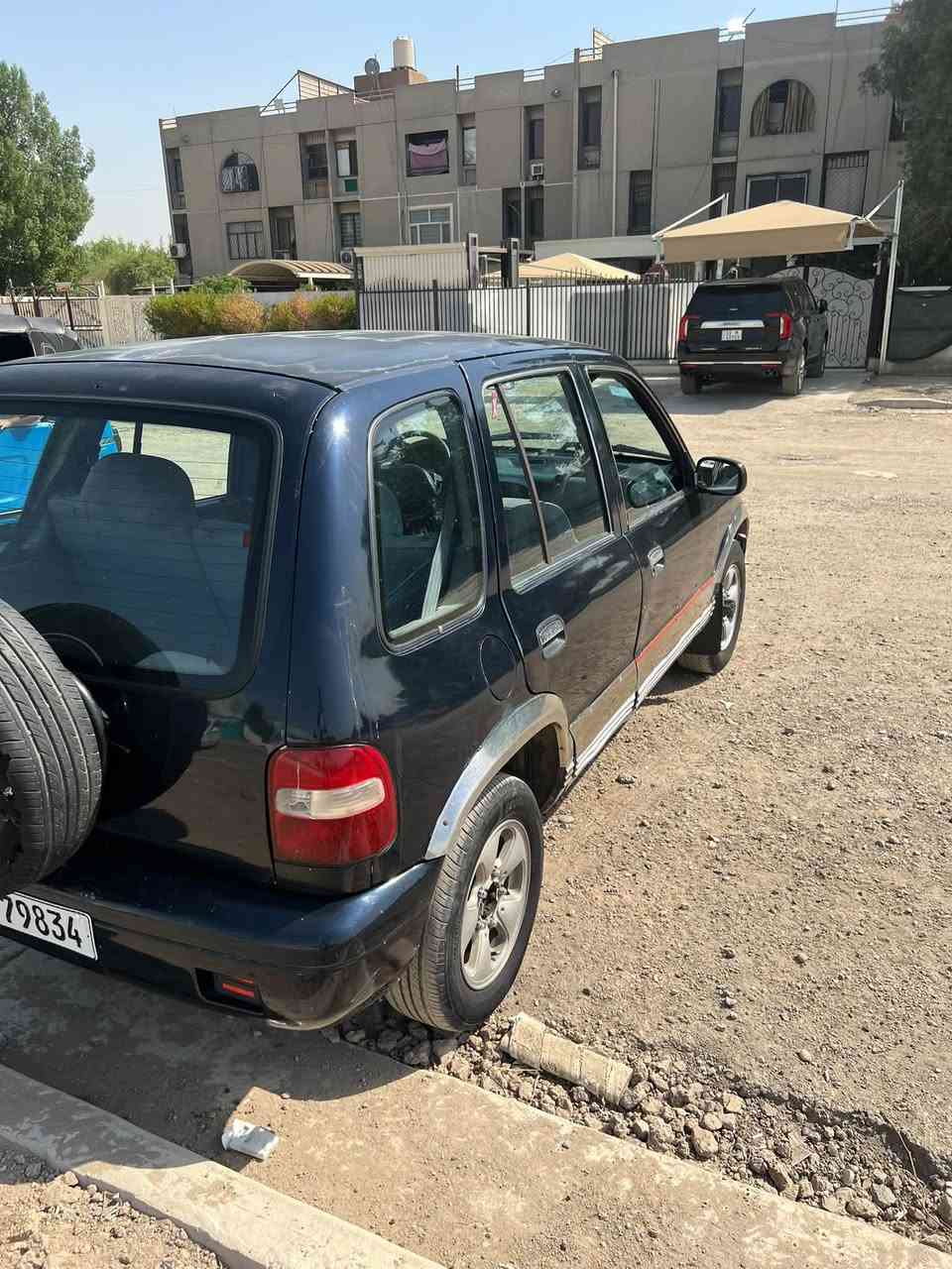 سلام عليكم كيا سبورتج موديل 1994 كير عادي 
كير و محرك ما بيها مشاكل 
السعر 35$
العنوان /بغداد شرطة الخامسة 
الهاتف /***********
