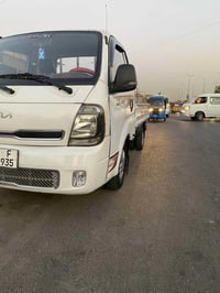 كيا حمل بنكو نثية، موديل 2024، السيارة بيها حادث، زيرو، ماشية 2217 كم....