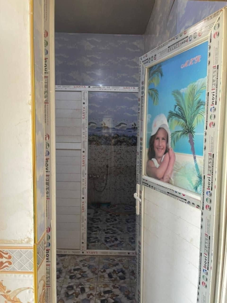 بيت ١٠٠م مربع في حي العسكري الثاني مطلوب مبادرة ٤١ يحتوي على استقبال وصاله ومطبخ وغرفة وجه على ساحة
*********** واتساب
***********
