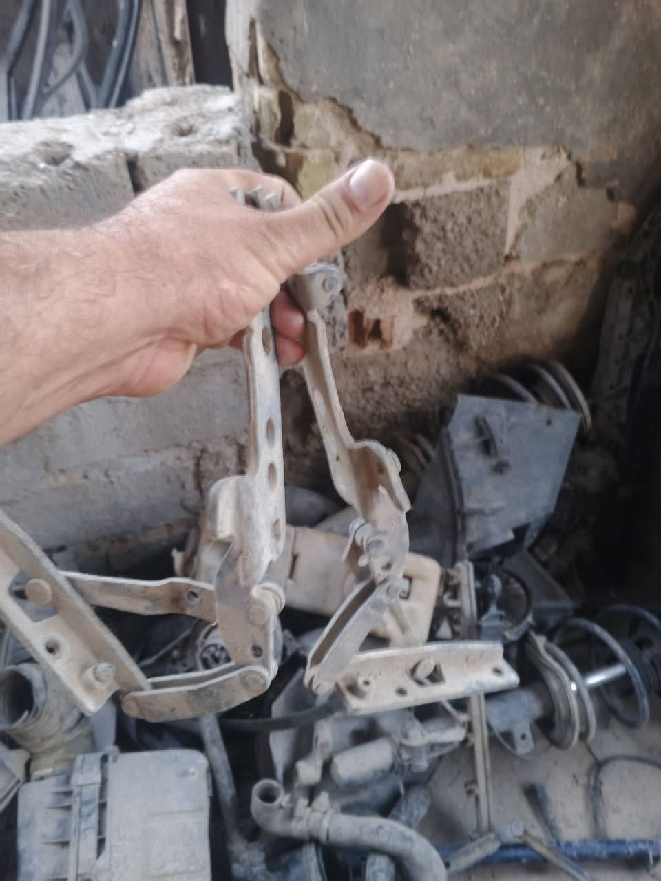 خوان غراض مال خفاش 95 وكال بدي قديم خلل واخذ اي شي تحتاجونه غير متواجد على الفيس هذا رقمي اتصل وتامر امر
***********
***********
ابو ابراهيم
