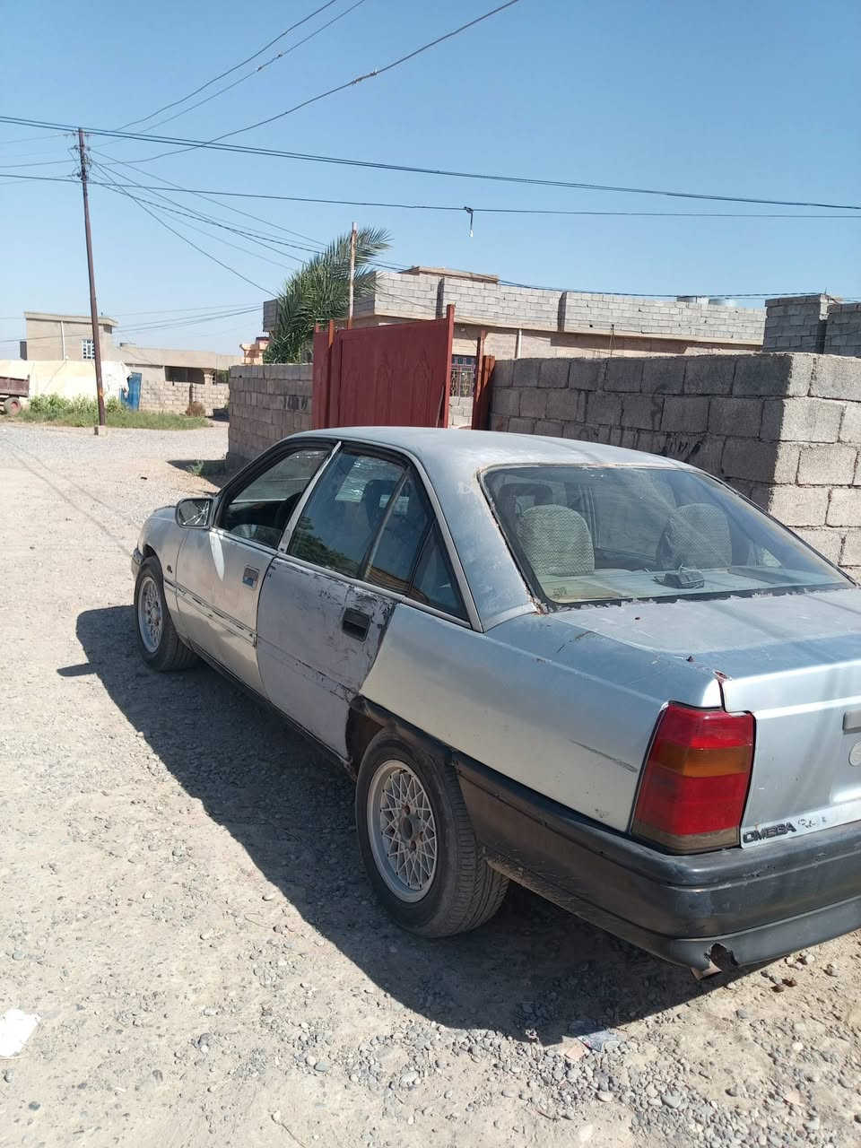 اوبل اوميكا 
السلام عليكم اوبل اوميكا حجم 20رقم نينوى فحص شرط التحويل الشرعي بل ديره كير توماتيك شرط محرك شرط كهربائيات كلها شغاله طخم امامي خلفي شرط طخم تواير جدد داخل جديد السيارة جاهزة السعر 17وبيها مجال مروس يرهم ***********
