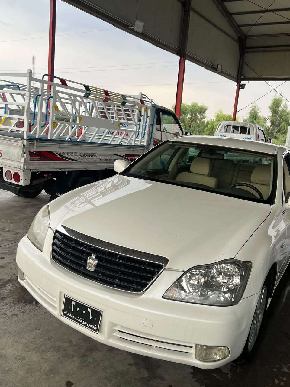 بەناوی خوای گەورە 
شاهینە براوە  ٢٠٠٦.   بچوک بە گەورە بەسمە رەساسی
٢ دوگمە 
دەعمو لێدراو بەشەرت 
سەقف و کەڤەر شانسی بەشەرت 
گێرو مەکینە بەشەرت 
سعری ٤٩ مەجالێکی کەم  
موشەریت تەلەفون کە 
***********
***********
ئەدمین 💙
