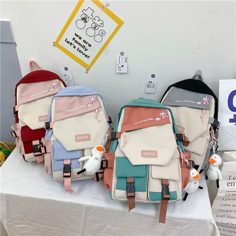 📦 عرض خاص 📦
موديل( شي ان ) 
تاخذة تتميز بتصميمة الفريد من نوعة 
كوالتي كلش حلو 
جيوب 5 خارجية و4 داخلية 
حجم متوسطة + ابتدائية 

📦 اقل طلب 12 قطعة 📦

للحجز والاستفسار ***********
