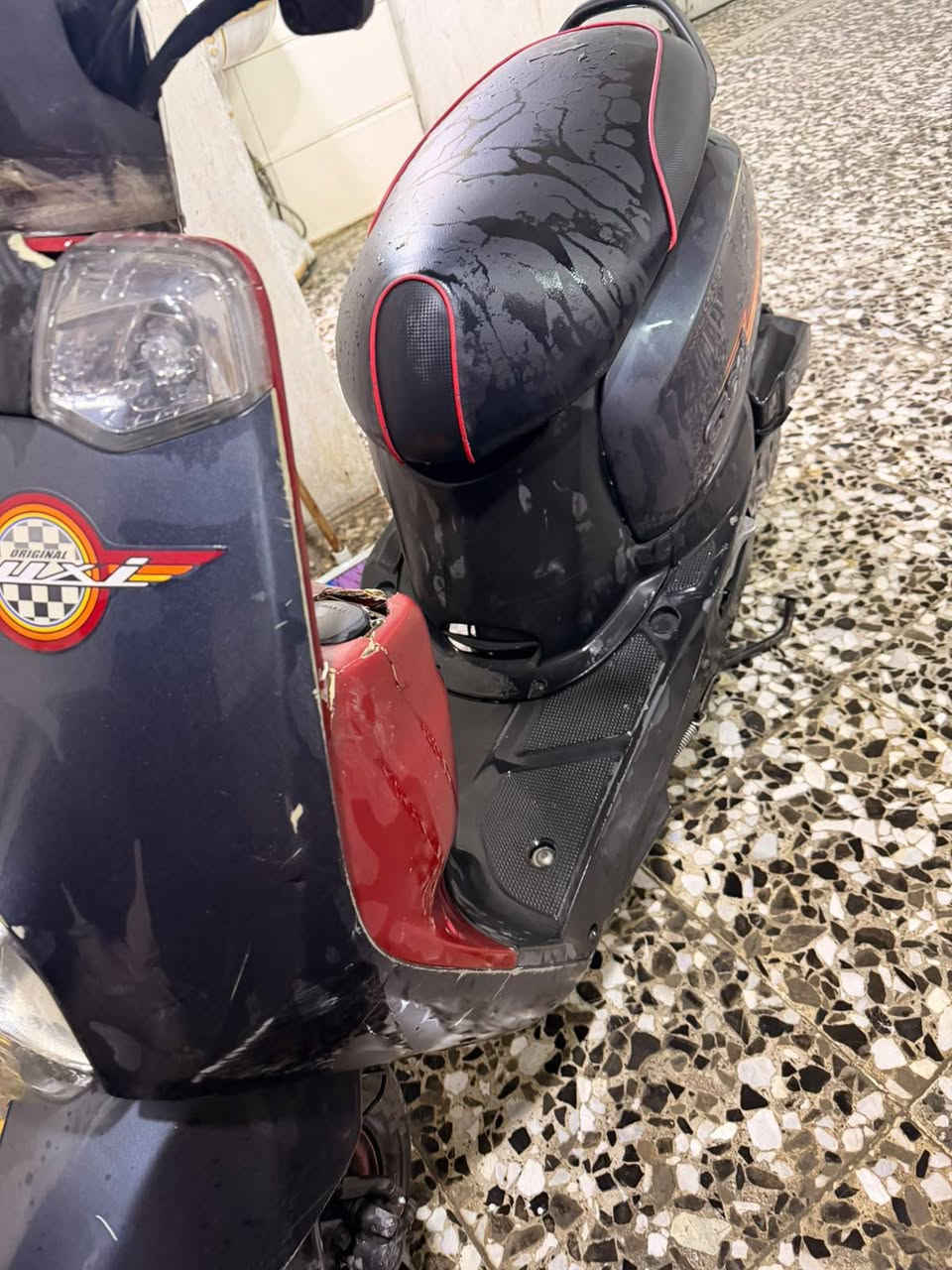 سلام عليكم شباب مره خصت الادمن 
دراجه بوليس نضيفه كدام عينك مكينه بلادي دراجه مصاله شهرين منزله من ربمه 
متوازي عله بيعته 

***********
اي ستفستار الاتصال على الرقم أو مراسله واتساب

سعر (950) 🔥🔥🔥🔥
عنواني بغداد البياع شهداء سوق رضا
وبيه مجال حك جيه 

مكلف بنشر 👍
