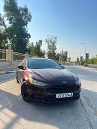فورد فيوجن ٢٠١٧ محرك ٢٥٠٠ تنفس طبيعي  مواصفات se ماشيه ٧٦ الف ميل  كير...