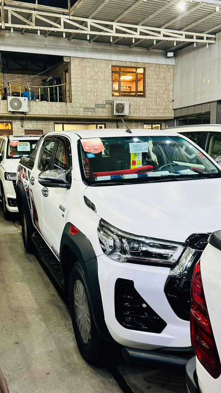 تويوتا هايلوكس 2024 TRD SAS
ساس باب اول

V6 

4X4 

مكفوله كفالة عامه 

فول مواصفات 1/1 

ماشية 25الف فقط 

سيارة جديدة بئ معنّى الكلمة 

***********
