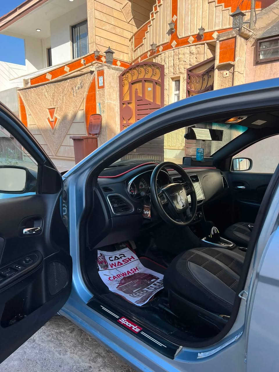 السلام عليكم كلايسلر c200 للبيع موديل 14
السياره جاهزه وماناقصها شي 
حادثها جاملغ وبنيد بدون دواخل 
صابغها بيدي جماليه حزام فقط
تبريد ثلج 
محرك السياره اربعه 2400 نشاط فول 
كابون بانزين بيها  
اخي العزيز شراي اتصل وتشلع عيوني 
سعر السياره 68 وبيها مجال بسيط 
العنوان حي المزارع 
***********
