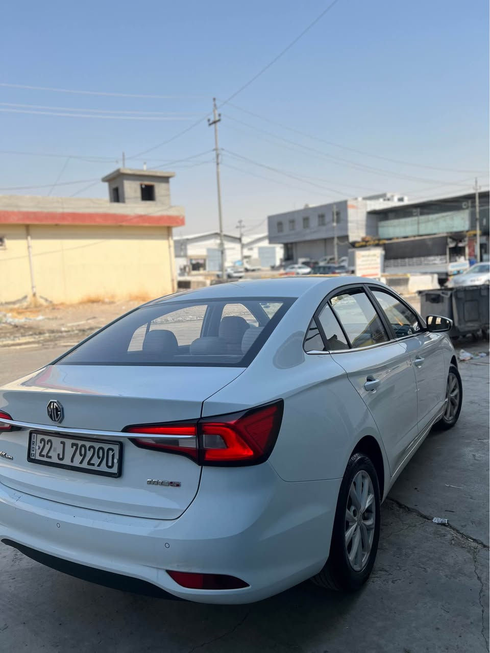 بەناوی خوای گەورە. MG5مۆدیل2023 مواسەفات کۆمفۆرت سەیارەکە بی لێدانە پێش وپشتی کەپسە سەنەوی و هەزە نویە مواسەفات شاشەیە بەسمەیە حەساس کامیرەیە تاحدیل سورحەتە سوکان فۆلیۆمە سەیارەکە لە هەولێرە رەقەم مۆبایل *********** أربيل, العراق
