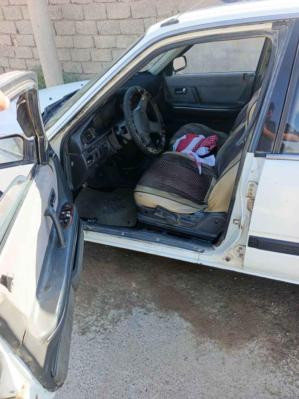 السلام عليكم سيارة مازده 626 /8بخ مكلف بالنشر
سيارة مكفولة وشرط التحويل گير محرك شرط ضررهاا جاملق الخلفي من جهة السايق السيارة خير من الله كهربائيات كلها شغالة تايرات جدد صدر جديد باتري جديد يرهم مراوس بسيارة احدث حسب القناعة للتفاصيل والسعر الاتصال ع صاحبها ‏‪***********‬‏
