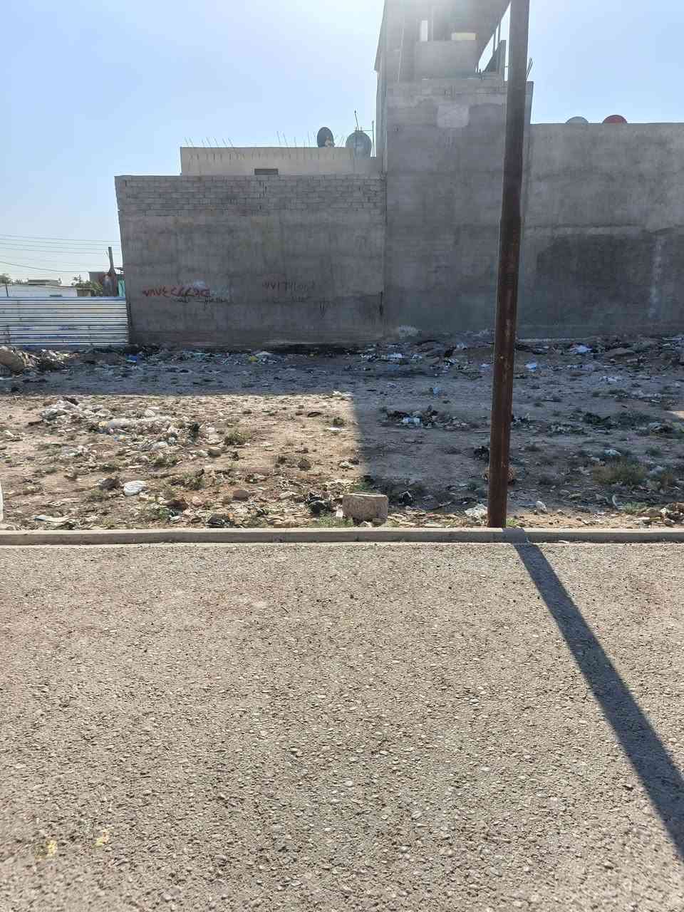 السلام عليكم كاع البيع 200 م طابو زراعي سند 25 قرار محكمه
شارع البحيرات   السعر اتصل على الرقم 
***********
