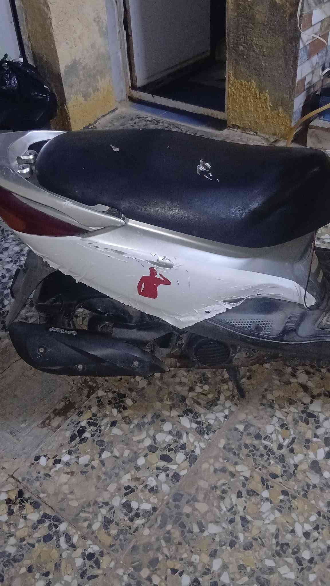 سلام عليكم شباب
دراجه بريز نضيفه خير من الله 
مال بيت مكينه خير من الله 
لشراي يتصل مكان لحسينيه مال راشديه 
السعر 425 وبيهه مجاا ل قليل الرقم.   ***********
