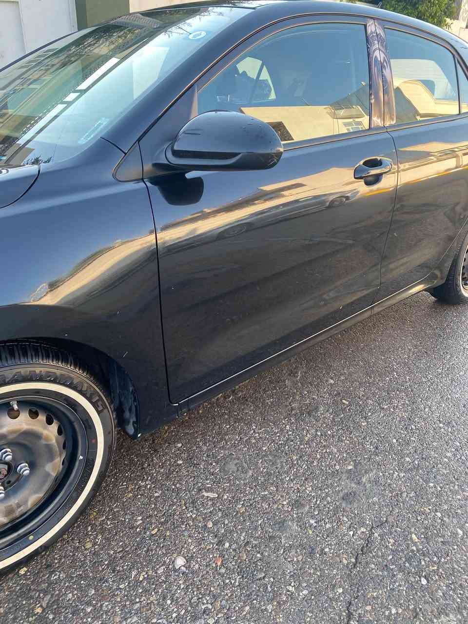 كيه ريو مديل ٢٠٢٣تيربو بسمي 
مابيه كل نقص 
بس معمره وما مصبوغه ضربته جنطه 
تحكم ستيرن تثبيت سرعه 
السعر ١٠٥ وبيه مجال 
مكاني بغداد الكراده 
رقمي واتساب وعادي ***********
