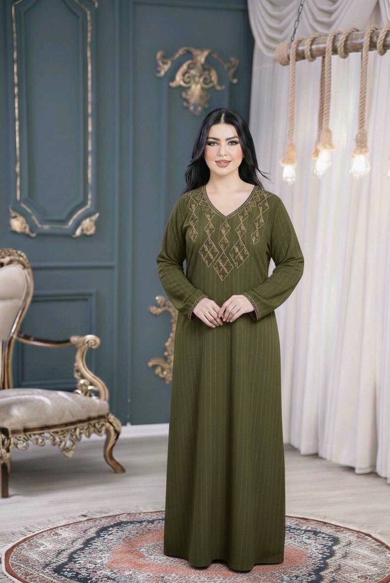 *تخفيضات كلبيه نسائي صيفي*
*خامه كشمير تركي (مسيم )تطريز صدر*  *تفاصيل القماش مسيم ذهبي* 

*قياس  L  Xl  XXL*
*السعر_ 15
للحجز ***********
