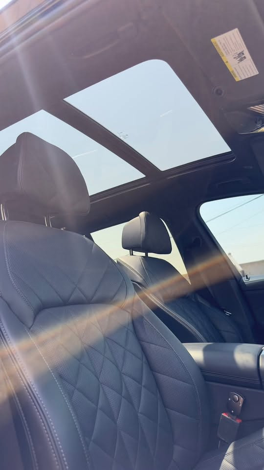بي ام x5 m40i. 2024 
السياره فول مواصفات 
- بانوراما
- ⁠اوتو بارك
- ⁠اوتو درايف
- ⁠هيد لايت ادبتف
- ⁠رادارات مسار وسرعه 
- ⁠بريك طوارئ امامي خلفي
- ⁠مقاعد ١٨ وضعيه  مع تدفئة وتبريد 
- ⁠صندوق ذكي 
- ⁠idrive 8.5 
- ⁠تشغير عن بعد 
- ⁠رادار نقطه عميه
- ⁠مري شفط 
- ⁠كامرات 360 
- ⁠اكتف كرل 
- ابل كار بلي اندرويد اوتو وايرلس 
- ⁠هيد اب دسبلي(داتا شو) 
- ⁠ambient light 
- ⁠تبريد منفصل ومناخ منفصل ٤ مراوح
- ⁠وباقي مواصفات البي ام 

السياره جديده كلين تايتل مضلله رسميا رقم  اربيل ⁠ ماشيه ٥٠ السياره جديده ما بيها برغي مفتوح على وضع الشركه ومكفوله من البارد والشخوط والرصعات والتبديل و كهربائيات وكير ومحرك وصدر
***********

السعر  49
