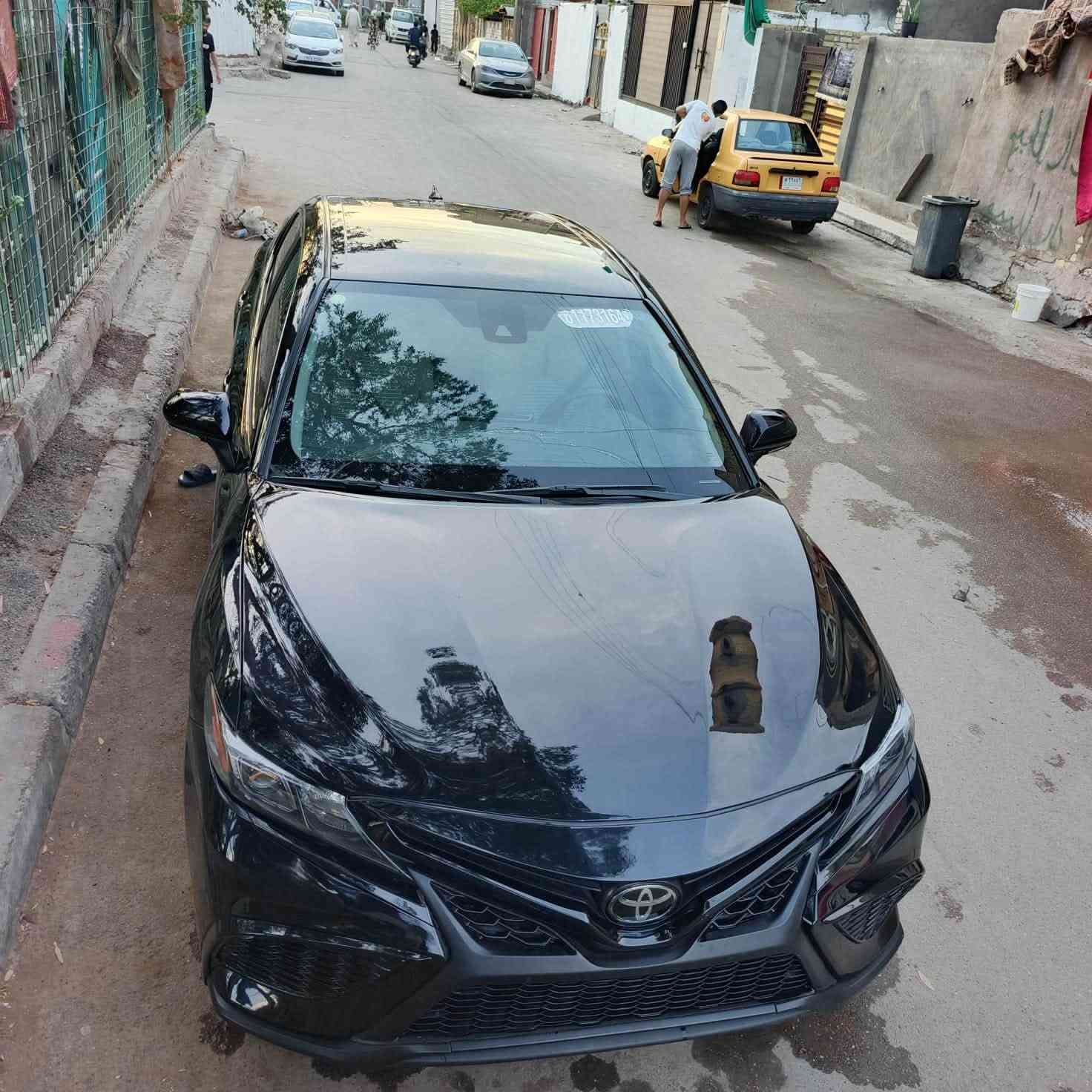 للبيع كامري 2024 وارد امريكي بدون رقم
ماشيه 2000 
حادث جاملخ وربع البنيد
مواصفات se 
جلد داخل بيجي شاشه كبيره 
رادار امامي ويل دعايه 
بجم se 
زنون 
مكينه 2500 بانزين 
السعر 185 وبيها حك الجيه 
الهاتف ‭***********‬
