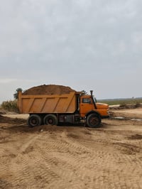 تراب حديقة • تراب دفان