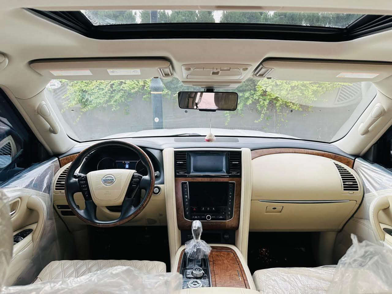 ﷽
‏NISSAN PATROL  PLATINUM 2020
‎ شى  تحفة و جديد  ماشاالله 📦📦📦📦📦سياره احلا من صوره حيل نضيفة     
 بلاتينيوم اعله فئه فول فول  محرك ٦ سلندر تنفس طبيعى
💎 موديل 2020  وارد خليجي كفاله عامة- 1/1
                                     
                       سعر ( ٣٨٥ ) $ 💰 ورقة بيها مجال
                                  
                                                            المواصفات-
                                                              
‎  • نظامABS
‎• مساعد الفرامل barke assist
‎• نظام المحافظه على المسارVSC
‎• نظام توزيع قوه الفراملEBD
‎• نظام مساعده التسلق
‎• نظام مانع انحدار
‎• حساسات اماميه 
‎• حساسات خلفيه 
‎•رادار امامي
‎. كامرة 360 درجة 
‎•ثلاث شاشات 
‎•شاشة كبيرة لمس 
‎• حساسات الاطارات
‎• نظام مانع الانزلاقTCS
‎• نظام نقطعه عمياءblind spot 
‎•ثلاث وضعيات قيادة  ثلجي-صحراوي-وحل-جبلي 
‎• مثبت السرعه 
‎• قفل مركزي للابواب
‎• عجله القياده و مقاعد من الجلد 
‎• فتحه سقف
‎• دخول بواسطه مفتاح ذكي(بصمه)
‎• شاشات بظهر المقاعد الاماميه 
‎• كشنات كهربائية
‎•كشنات تدفأة تبريد
‎• مرايا الجانبيه كهربائية 
‎•اشاير با المري 
‎•تحكم وضعيات الستيرن كهربائي
‎• ثلاجه 
‎• تحكمات استيرن فول 
‎• اور اوكس / يو اس بي 
‎داخل صاج ملكي 
‎تبريد ثلاث قطع
‎جنطة كهرباء 
‎تشغيل عن بعد
‎وهواي بعد بيه مواصفات بالعافيه على الياخذه
                    
ملاحضات----------
                                          سيارة مكفول كفالة عامة 
‎مكفول من صبغ و بارد و تبدل 
سيارة رةقم اربيل دولية 
سنوية ،  جديدة
مكان السيارة سليمانيية 
-للستفسار التصال  الرقم  
(***********)  📞
(***********)📞

            سعر (385)$ 💰ورقة بيها مجال
