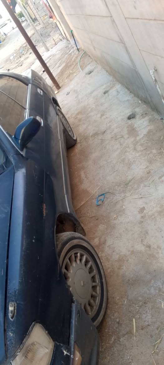 بطه موديل 94منفصل مكفوله من الكص ونقل بيه ظربه جاملغ الخلفي. كير ومكينه جيدجدن وتبريد ثلج ويه سويج منظومه جديده كامله سنويته صاقطه تخم تاير حداديته 70ب100رقمه واسط تحويل ثاني يوم سعره40وبيه مجال تصال***********
