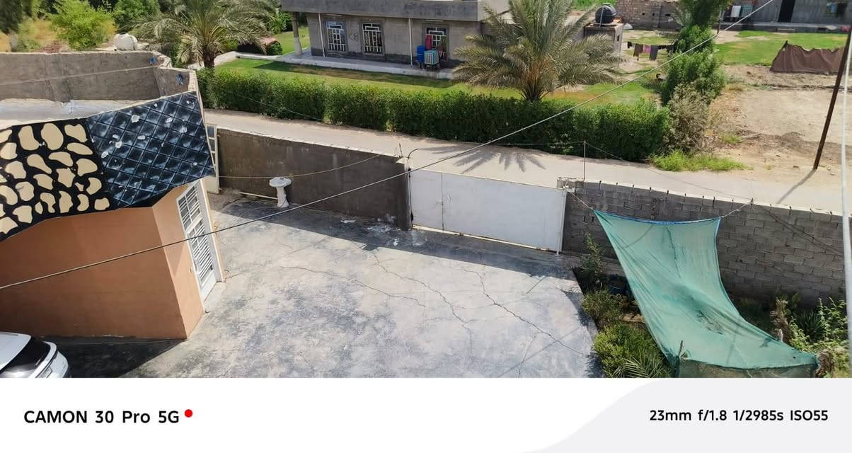 🔥 للبيع فرصة العمر - 2 دونم في حميد شعبان 🔥

📍 الموقع: بغداد - حميد شعبان - قرب جامع عثمان
📄 طابو زراعي مفروز سند 25 - ملك صرف

📐 المساحة: 2 دونم (5000 متر) ركن على شارعين
الواجهة 100 متر - مسيجة ومعزولة - تبليط + كهرباء + ماء اسالة - كافة الخدمات

🌴 تحتوي على مغروسات متنوعة: نخيل + سدر + فواكه متنوعة

🏠 3 بيوت داخل الارض:

1- البيت الاول 400 متر طابقين
7 غرف اغلبها نظام سويت + صحيات عامة + مضيف 12 متر

2- البيت الثاني 320 متر طابقين دبل فاليوم
6 غرف نظام سويت + صحيات عامة - بناء راقي

3- البيت الثالث 250 متر
هيكل كامل باقي فقط التشطيبات النهائية

✅ المميزات:
- 3 بيوت تكفي 3 عوائل او استثمار ممتاز
- سند 25 تحويل مضمون
- ركن على شارعين واجهة عريضة
- منطقة هادئة ومخدومة 100%
- بستان متكامل جاهز للسكن

السعر عند الاتصال -

📞 للاستفسار والمعاينة: ***********

نص مكتوب في الصور:
- CAMON 30 Pro 5G 23mm f/1.8 1/2985s ISO55
- CAMON 30 Pro 5G 23mm f/1.8 1/3401s ISO55
- CAMON 30 Pro 5G 23mm f/1.8 1/2985s ISO51