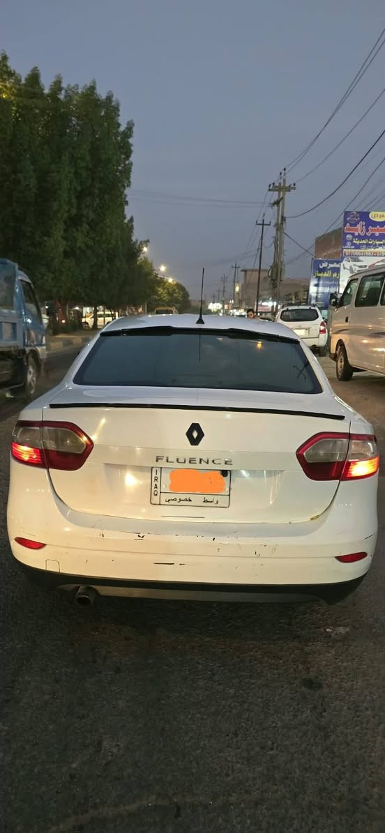 السلام عليكم
رينو فلوينس موديل 2013 للبيع  
​سيارة بنظافة ممتازة ومكفولة، كير ومكينة وتبريد .
دواخل السيارة مرتبة ونظيفة.
​الموقع: كربلاء المقدسة - طويريج  
​السعر: 65 ورقة وبيها مجال قليل
***********
***********
